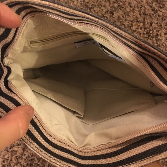 Striped Purse - Picture 2 of 2